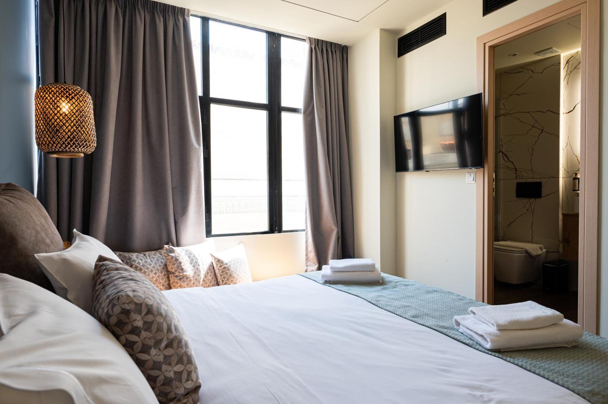 Ciel Living Athens Hotel Ngoại thất bức ảnh